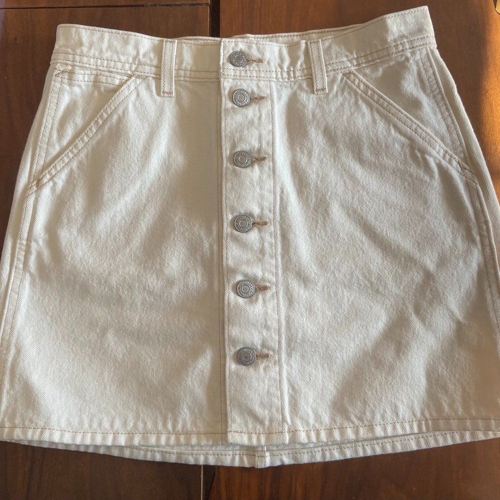 Levi's White denim-style skirt